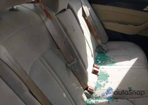 2016 Hyundai Sonata Sport z USA, uszkodzony, nr VIN 5NPE34AF4GH287539